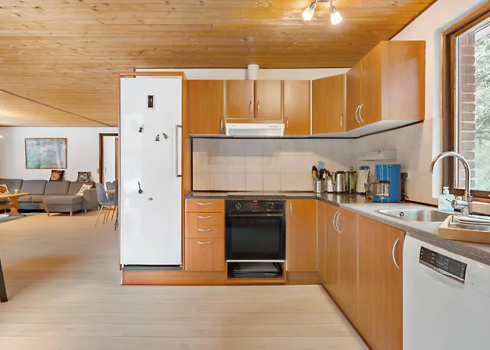 5 Bedroom Amazing In Holiday home Herning